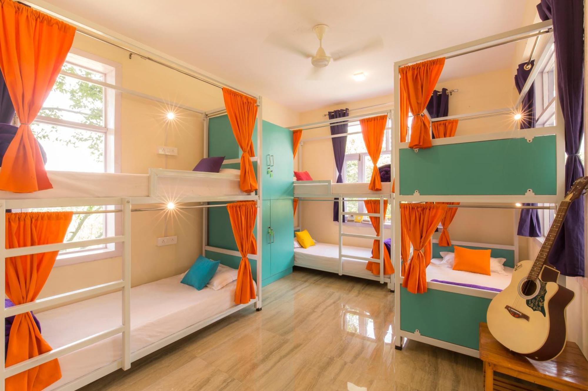Dormigo Hostel Bir  Bagian luar foto